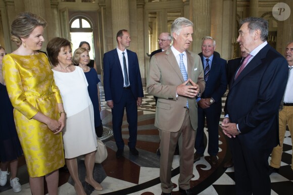 Le roi Philippe de Belgique et sa femme la reine Mathilde de Belgique ont reçu le champion Eddy Merckx et sa famille à l'occasion du 50ème anniversaire de sa première victoire dans le Tour de France le 5 juillet 2019 au château de Laeken à Bruxelles à la veille du départ du Tour 2019.