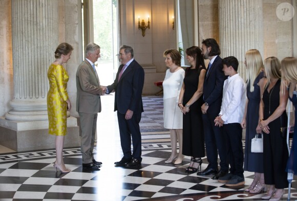Le roi Philippe de Belgique et sa femme la reine Mathilde de Belgique ont reçu le champion Eddy Merckx et sa famille à l'occasion du 50ème anniversaire de sa première victoire dans le Tour de France le 5 juillet 2019 au château de Laeken à Bruxelles à la veille du départ du Tour 2019.