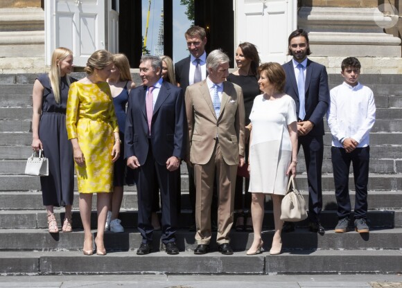 Le roi Philippe de Belgique et sa femme la reine Mathilde de Belgique ont reçu le champion Eddy Merckx et sa famille à l'occasion du 50ème anniversaire de sa première victoire dans le Tour de France le 5 juillet 2019 au château de Laeken à Bruxelles à la veille du départ du Tour 2019.