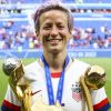 Coupe du monde féminine : Megan Rapinoe, championne, embrasse sa compagne