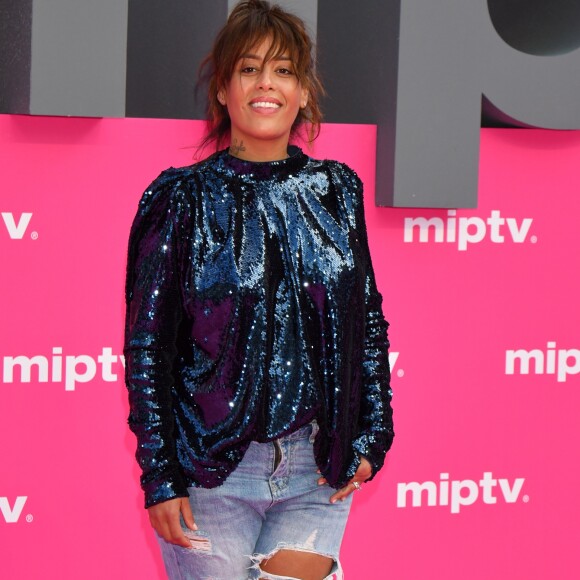 Amel Bent pour la série 'Kings' lors du photocall de la 5ème montée des marches de la 2ème édition du "Canneseries" au palais des Festivals à Cannes, France, le 9 avril 2019. © Bruno Bébert/Bestimage