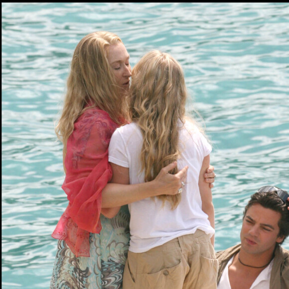 Exclusif - Meryl Streep et Juan Pablo di Pace sur le tournage de Mamma Mia ! en Grèce, le 14 septembre 2012