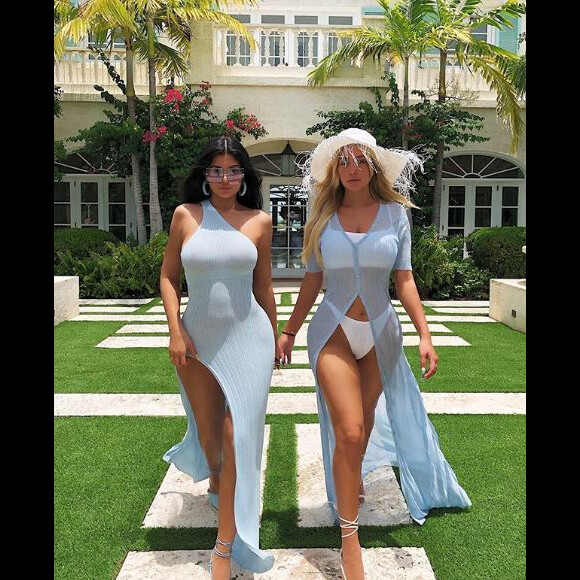Kylie Jenner en vacances avec ses amies et sa fille Stormi sur les Îles Turks et Caïques. Juillet 2019.