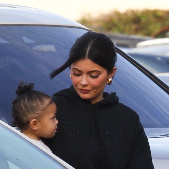 Exclusif - Kylie Jenner accompagne sa fille Stormi à une fête d'anniversaire privée à Encino, le 9 mars 2019.