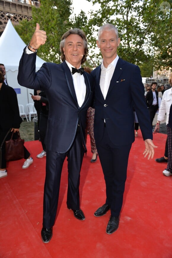 Exclusif - Le ténor Roberto Alagna et Franck Riester - Concert de Paris sur le Champ de Mars à l'occasion de la Fête Nationale à Paris le 14 juillet 2019. © Gorassini-Perusseau-Ramsamy/Bestimage