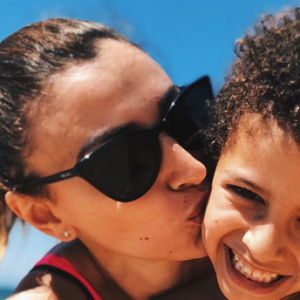 Rachel Legrain-Trapani profite de ses vacances au Portugal avec son fils Gianni, en juillet 2019.