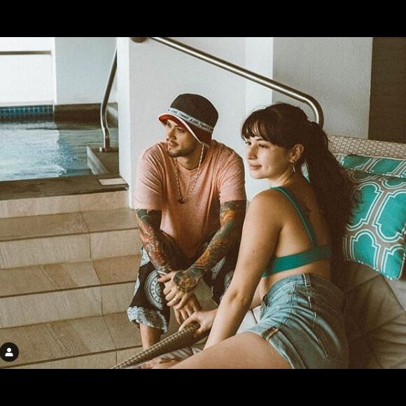 Billy Crawford et sa femme Coleen Garcia en vacances sur l'île de Boracay, aux Philippines, le 17 juillet 2018.