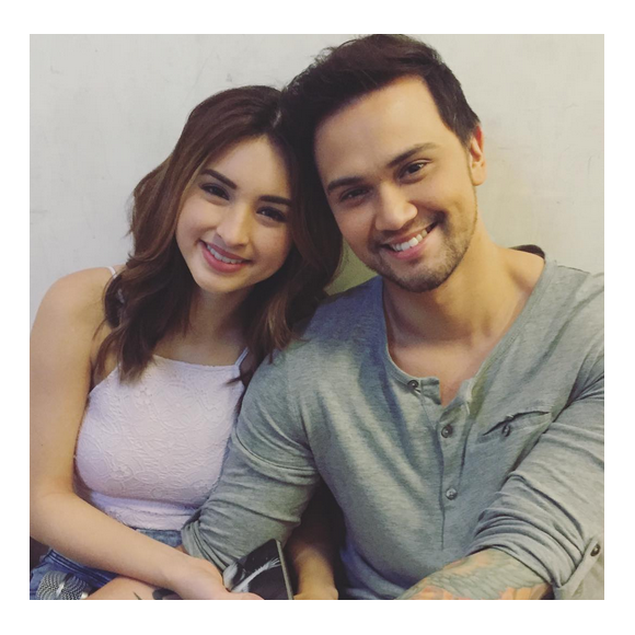 Billy Crawford et sa compagne Coleen Garcia sont inséparables et affichent leur amour sur Instagram.