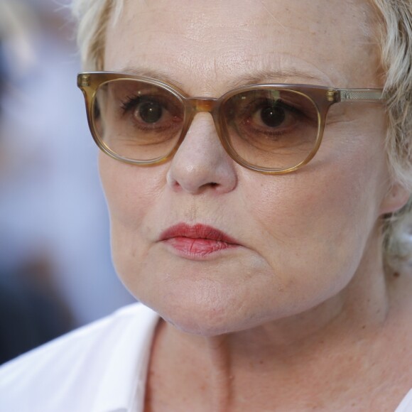 Muriel Robin - Rassemblement contre les violences faites aux femmes, Place de la République à Paris. Le 6 juillet 2019 © Stephen Caillet / Panoramic / Bestimage