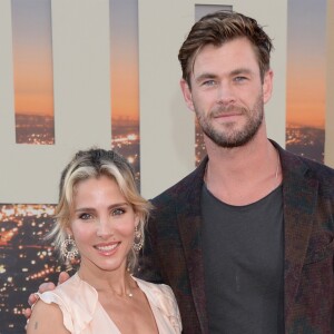 Chris Hemsworth et sa femme Elsa Pataky à la première de "Once Upon a Time... in Hollywood" à Los Angeles, le 22 juillet 2019.
