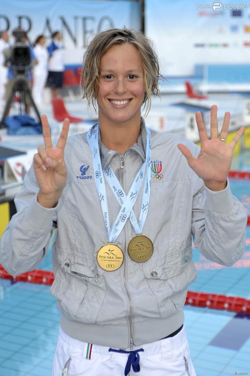 Federica Pellegrini aux Jeux Méditerranéens de Pescara (Italie), le 27 juin 2009 : elle vient de ...