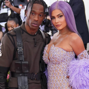 Travis Scott et sa compagne Kylie Jenner - Arrivées des people à la 71ème édition du MET Gala (Met Ball, Costume Institute Benefit) sur le thème "Camp: Notes on Fashion" au Metropolitan Museum of Art à New York, le 6 mai 2019.