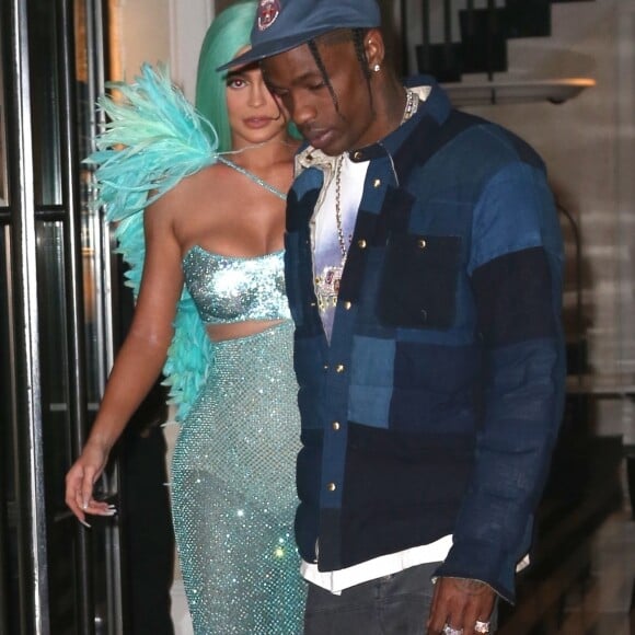 Kylie Jenner et son compagnon Travis Scott à la sortie du Mark Hotel pour se rendre à l'after party de la 71ème édition du MET Gala (Met Ball, Costume Institute Benefit) à New York, le 6 mai 2019.