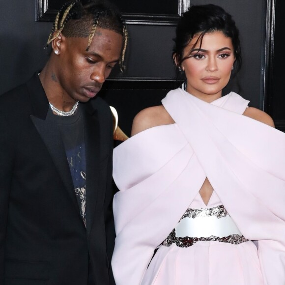 Travis Scott et sa compagne Kylie Jenner - Les célébrités posent lors du photocall de la soirée des GRAMMY Awards au Staples Center de Los Angeles le 10 février, 2019