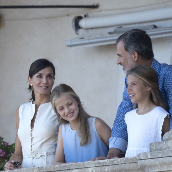 Le roi Felipe VI d'Espagne, la reine Letizia et leurs filles la princesse Leonor des Asturies et l'infante Sofia ont visité le 8 août 2019 la maison-musée Son Marroig entre Valdemosa et Deia, à Majorque, qui honore la mémoire de l'archiduc Louis-Salvador de Habsbourg-Lorraine, grand découvreur de la Méditerranée et amoureux de Majorque.