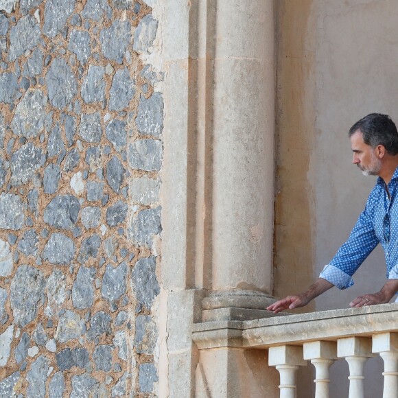 Le roi Felipe VI d'Espagne, la reine Letizia et leurs filles la princesse Leonor des Asturies et l'infante Sofia ont visité le 8 août 2019 la maison-musée Son Marroig entre Valdemosa et Deia, à Majorque, qui honore la mémoire de l'archiduc Louis-Salvador de Habsbourg-Lorraine, grand découvreur de la Méditerranée et amoureux de Majorque.