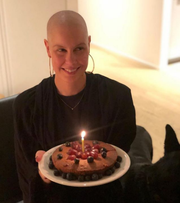 Fanny Leeb, le crâne chauve, fête son anniversaire le 9 juin 2019.