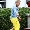 Gianluca Vacchi vêtu d'un pantalon jaune se promène dans les rues de Miami Le 05 Janvier 2019 Miami