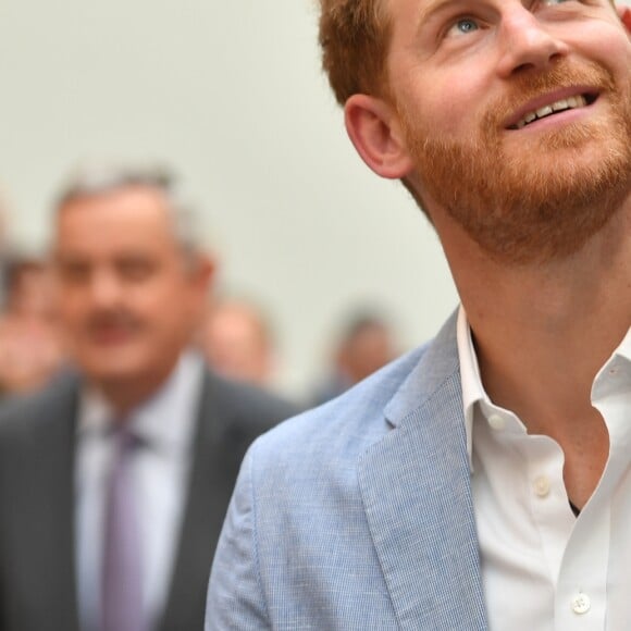 Le prince Harry, duc de Sussex visite l'Université Sheffield Hallam et découvre les nouvelles technique de recherche et d'apprentissage de l'université. Sheffield, le 25 juillet 2019.