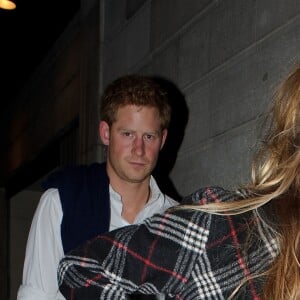 Prix Special - Le Prince Harry et sa petite amie Cressida Bonas sont alles voir la piece de theatre "A Book of Mormon" a Londres, le 1er octobre 2013.