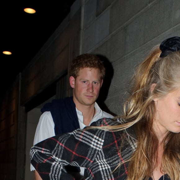 Prix Special - Le Prince Harry et sa petite amie Cressida Bonas sont alles voir la piece de theatre "A Book of Mormon" a Londres, le 1er octobre 2013.