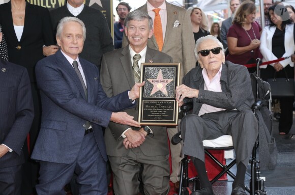 Michael Douglas, Kirk Douglas - Les célébrités arrivent à la remise de l'étoile de Michael Douglas sur le Walk of Fame à Hollywood, le 6 novembre 2018.