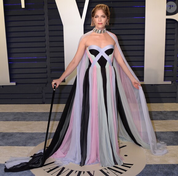Selma Blair (dans une robe Ralph & Russo) à la soirée Vanity Fair Oscar Party à Los Angeles, le 24 février 2019