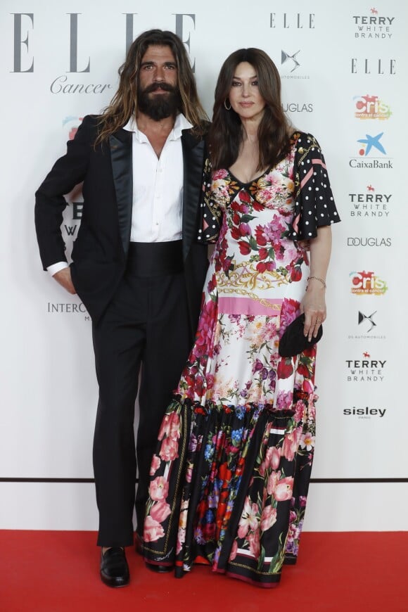 Monica Bellucci et son compagnon Nicolas Lefebvre au photocall du gala de charité ELLE 2019 pour collecter des fonds pour la lutte contre le cancer à l'hôtel Intercontinental à Madrid, Espagne, le 30 mai 2019.