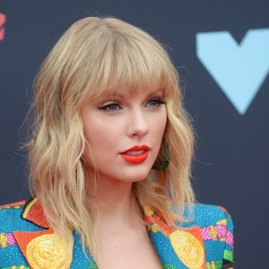 Taylor Swift assiste aux MTV Video Music Awards 2019 au Prudential Center à Newark dans le New Jersey. Le 26 août 2019.