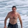 Exclusif - Hugh Jackman s'amuse dans les vagues de Cottesloe Beach en Australie, le 21 août 2019.