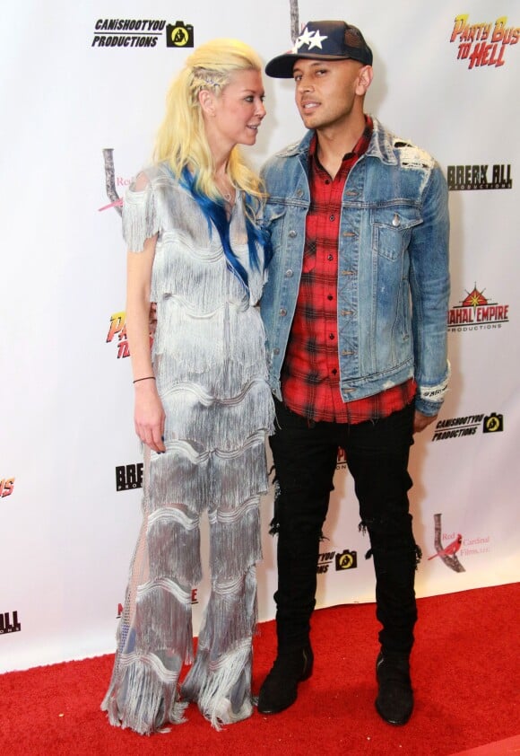 Tara Reid et son ex Ted Dhanik - Avant-première du film "Party Bus To Hell" à Las Vegas, le 30 octobre 2017.