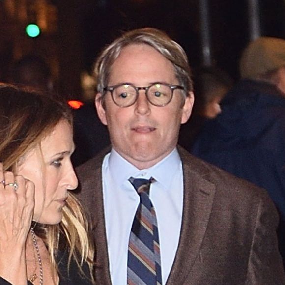 Exclusif - Sarah Jessica Parker et son mari Matthew Broderick vont dîner au restaurant à New York le 16 octobre 2017.