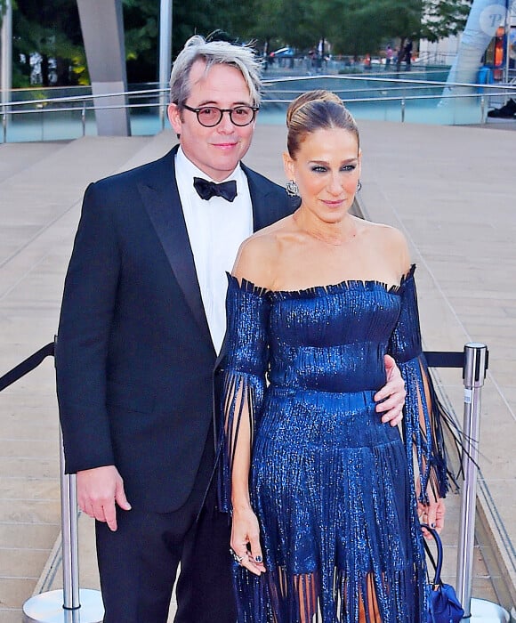 Sarah Jessica Parker et son mari Matthew Broderick arrivent à une soirée de gala à New York le 28 septembre 2017