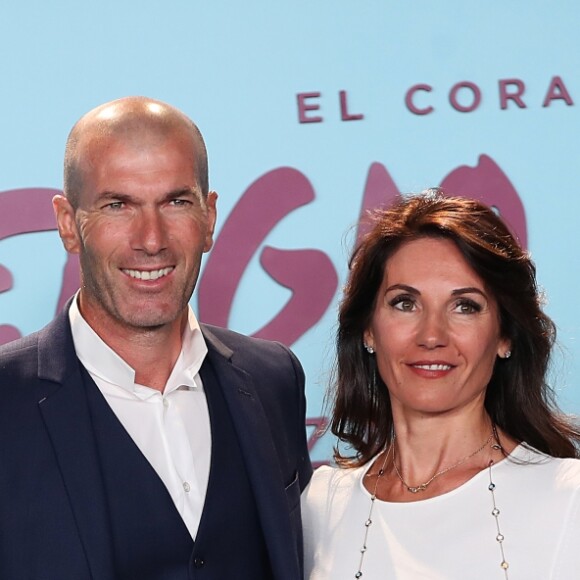 Zinedine Zidane et sa femme Véronique lors de la première du documentaire "Le coeur de Sergio Ramos" à Madrid le 10 septembre 2019