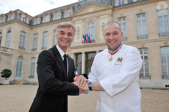 Exclusif - Cyril Viguier rencontre le chef de cuisine de l'Elysée Guillaume Gomez à l'occasion du tournage de son émission "Talk Club", qui sera diffusée la semaine prochaine. Le 25 octobre 2014.