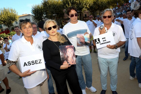 Tony Scotti, Sylvie Vartan, Jean Pierre Pinelli - Challenge Henri Salvador 2019, Un tournoi VIP de Pétanque "Souvenir Henri-Salvador" organisé chaque année à l'Ile-Rousse par le Sport Pétanque Ile-Rousse, en Corse, France, le 13 Septembre 2019. S.Vartan est la marraine d'honneur de cette édition 2019; J.Dutronc est venu pour faire le show, avant le coup d'envoi en faisant sauter le bouchon d'une bouteille et d'aller à la rencontre du public. A noter aussi que les "Amies de Julie" étaient là pour poursuivre leur combat pour J.Douib assassinée au mois de Mars dernier à l'Ile-Rousse par son ex-mari et pour toutes les violences faites aux femmes. © Olivier Sanchez/Crystal/Bestimage