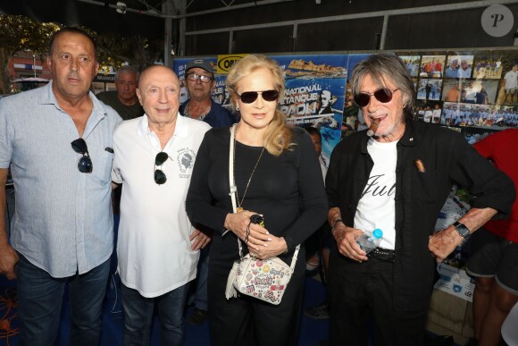 Sylvie Vartan, Jacques Dutronc, Michel Mallory - Challenge Henri Salvador 2019, Un tournoi VIP de Pétanque "Souvenir Henri-Salvador" organisé chaque année à l'Ile-Rousse par le Sport Pétanque Ile-Rousse, en Corse, France, le 13 Septembre 2019. S.Vartan est la marraine d'honneur de cette édition 2019; J.Dutronc est venu pour faire le show, avant le coup d'envoi en faisant sauter le bouchon d'une bouteille et d'aller à la rencontre du public. A noter aussi que les "Amies de Julie" étaient là pour poursuivre leur combat pour J.Douib assassinée au mois de Mars dernier à l'Ile-Rousse par son ex-mari et pour toutes les violences faites aux femmes. © Olivier Sanchez/Crystal/Bestimage