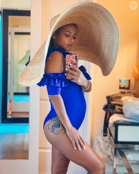 Christina Milian, enceinte, affiche son ventre rond sur Instagram, le 15 septembre 2019.