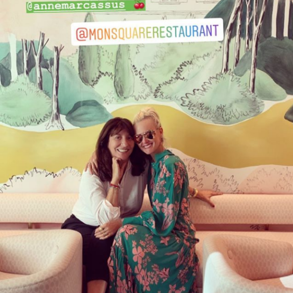 Laeticia Hallyday et son amie productrice Anne Marcassus à Paris, le 17 septembre 2019.