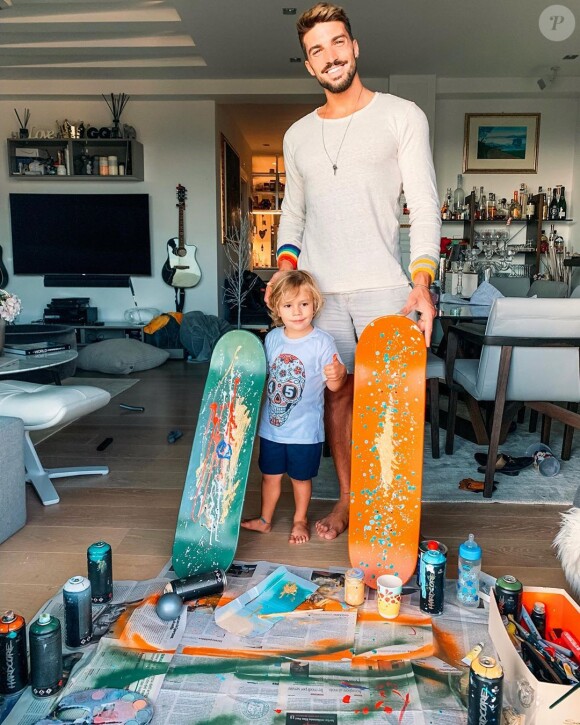 Mariano di Vaio sur Instagram.