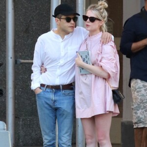 Rami Malek et sa compagne Lucy Boynton font les courses à New York, le 13 juillet 2019.