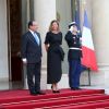 François Hollande président de la république avec Valérie Trierweiler - Dîner en l'honneur de Mr Joachim Gauck au palais de l'Elysee à Paris le 3 septembre 2013.
