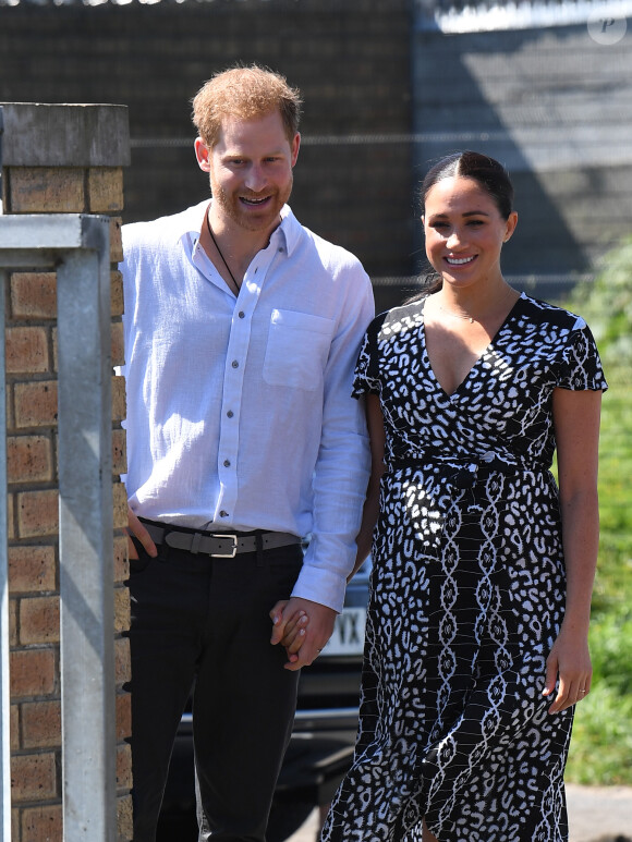 Le prince Harry et Meghan Markle visitent le township de Nyanga, Afrique du Sud le 23 septembre 2019.
