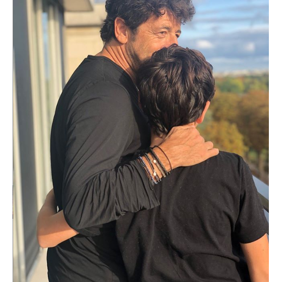 Patrick Bruel a partagé cette photo de lui et son fils Léon, pour ses 14 ans, sur Instagram le 28 septembre 2019.