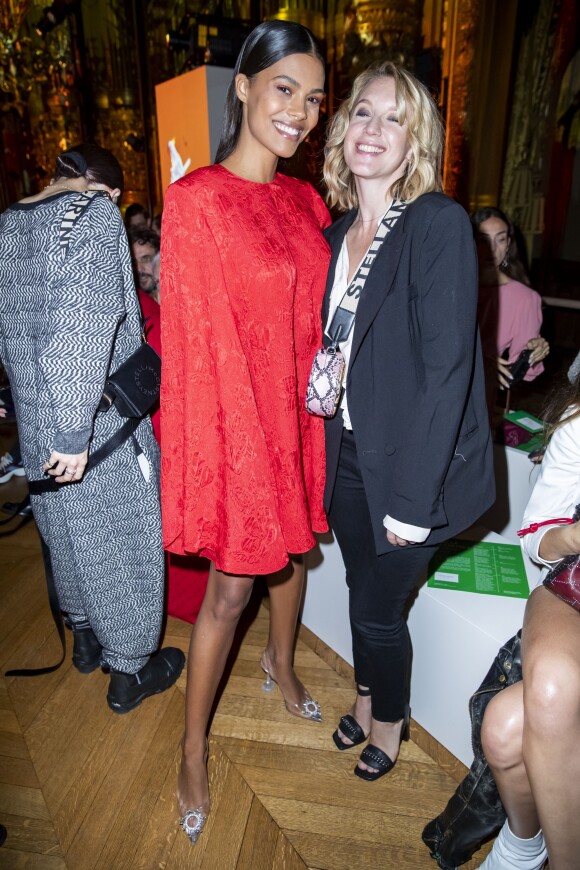 Tina Kunakey et Ludivine Sagnier assistent au défilé Stella McCartney Collection Prêt-à-Porter Printemps/Eté 2020 lors de la Fashion Week de Paris (PFW) à l'Opéra Garnier. Le 30 septembre 2019. © Olivier Borde/Bestimage
