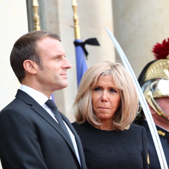 Le président de la République française Emmanuel Macron et sa femme la première dame Brigitte Macron - Le président de la République française reçoit les chefs d'Etat et de Gouvernement étrangers ayant fait le déplacement en France pour rendre hommage au Président Jacques Chirac au Palais de l'Elysée Paris, France, le 30 septembre 2019. © Cyril Moreau/Bestimage