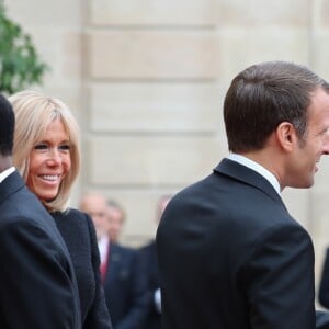 Brigitte Macron, le président Emmanuel Macron, Bill Clinton - Le président de la République française reçoit les chefs d'Etat et de Gouvernement étrangers ayant fait le déplacement en France pour rendre hommage au Président Jacques Chirac au Palais de l'Elysée Paris, France, le 30 septembre 2019. © Cyril Moreau/Bestimage