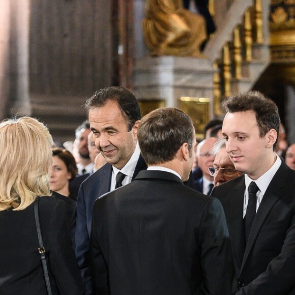 Le président Emmanuel Macron, la Première Dame Brigitte Macron, Claude Chirac, son mari Frédéric Salat-Baroux, Martin Rey-Chirac et les fils de Frédéric Alexandre, Nicolas et Esther - Obsèques de Jacques Chirac en l'église Saint-Sulpice à Paris le 30 Septembre 2019. ©Eliot Blondet / Pool / Bestimage