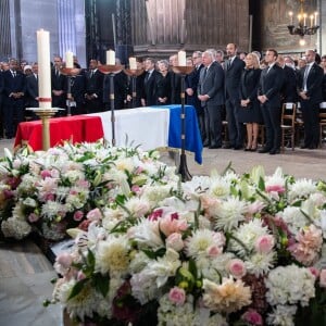 François Hollande, Carla Bruni-Sarkozy, Nicolas Sarkozy, Valery Giscard d'Estaing et sa femme Anne-Aymone , Richard Ferrand, Gérard Larcher, Édouard Philippe, Brigitte Macron et le président de la république Emmanuel Macron, Claude Chirac, son mari Frédéric Salat-Baroux, Martin Rey-Chirac et les enfants de Frédéric, Alexandre, Nicolas et Esther - Obsèques de Jacques Chirac en l'église Saint-Sulpice à Paris le 30 Septembre 2019. ©Eliot Blondet / Pool / Bestimage