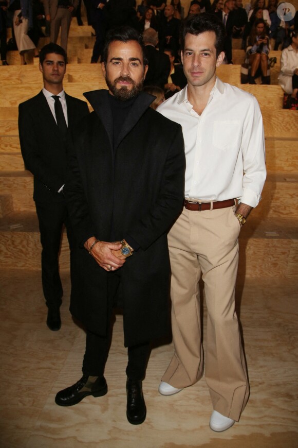 Justin Theroux et Mark Ronson assistent au défilé de mode PAP femme printemps-été 2020 Louis Vuitton à Paris. Le 1er octobre 2019.